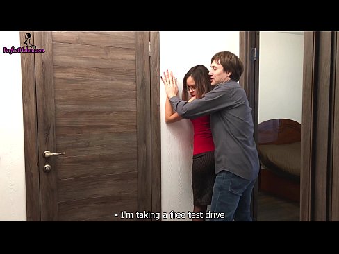 ❤️ Sexy Realtor Sensuly Jerks rẹ obo ati fokii Lakoko ti o n ta iyẹwu Rẹ - Krempai ❤❌ Ohun onihoho ti ile ❌